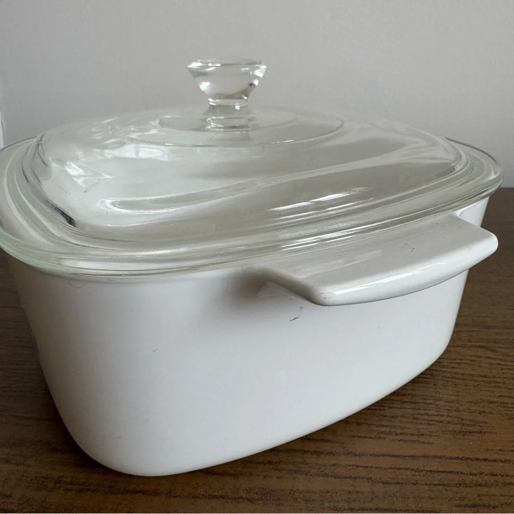 Corningware | Vintage Blue Cornflower 1 1/2 Quart Casserole Dish w/ Glass Lid